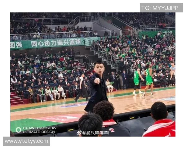 西安篮球队灵活性引发热议球迷对战术调整的看法与期待